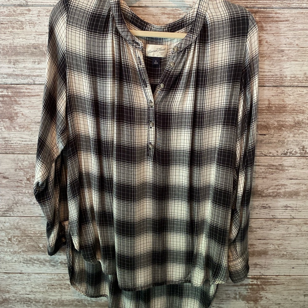 Plaid pullover top